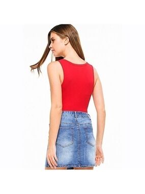 Streetwear Society Red Sleeveless Top Large